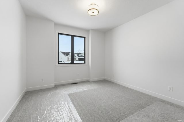 650 Grantham Passage, Fort Wayne, IN 46845