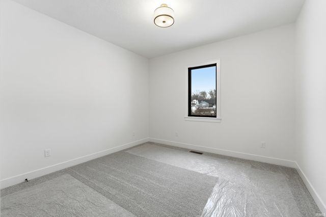 650 Grantham Passage, Fort Wayne, IN 46845