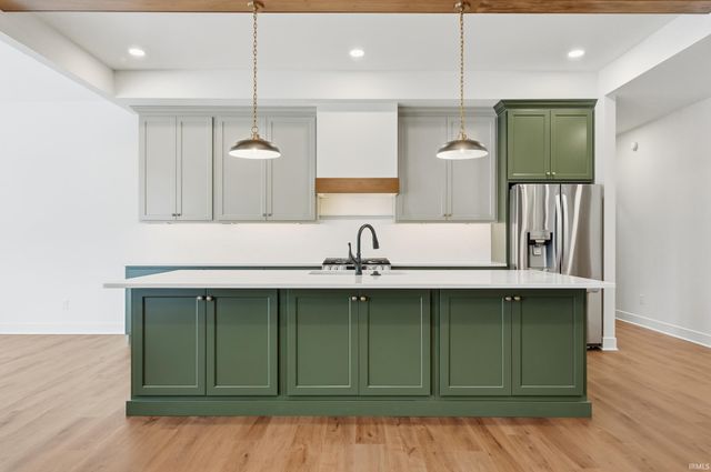 650 Grantham Passage, Fort Wayne, IN 46845