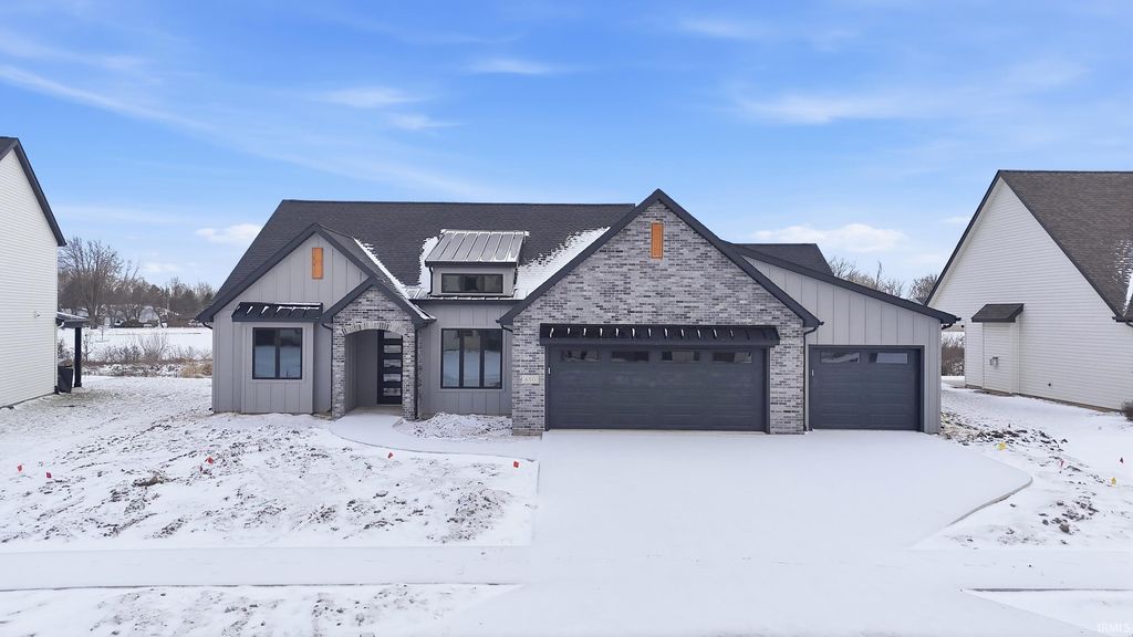 650 Grantham Passage, Fort Wayne, IN 46845