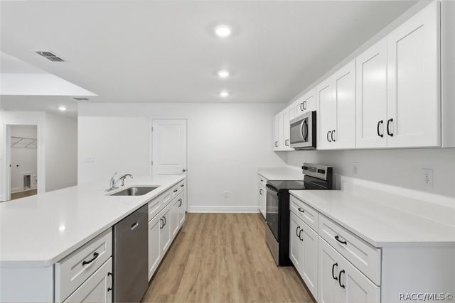 3324 W Gainesville Drive, Dunnellon, FL 34433