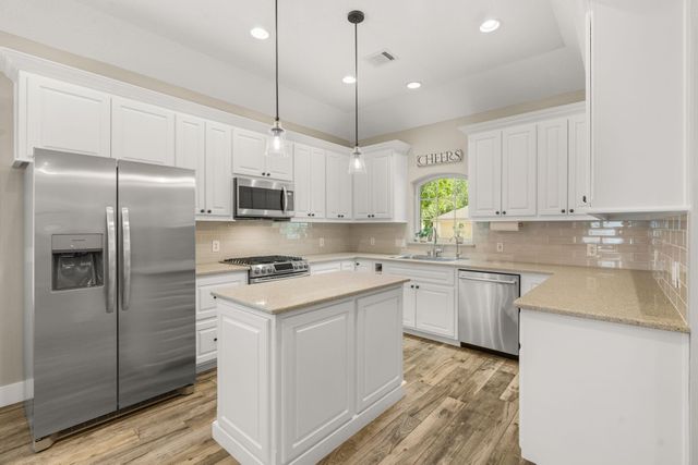 1611 Pincher Creek Drive, Spring, TX 77386