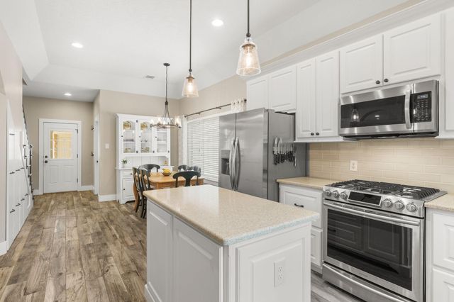 1611 Pincher Creek Drive, Spring, TX 77386