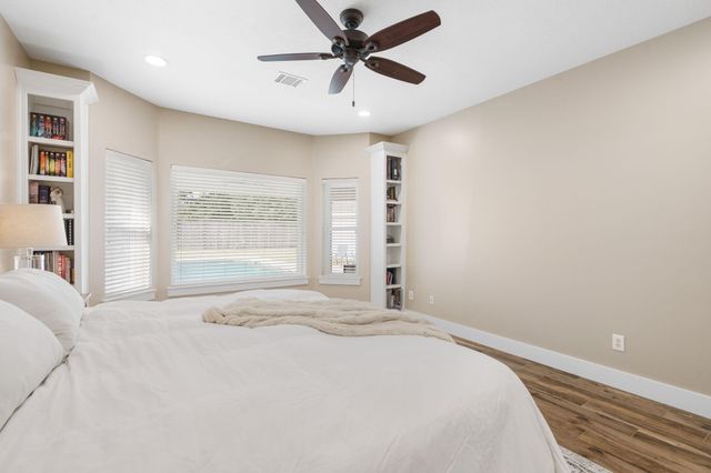 1611 Pincher Creek Drive, Spring, TX 77386