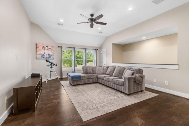 1611 Pincher Creek Drive, Spring, TX 77386
