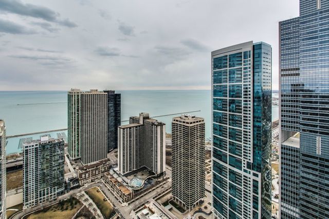 225 N Columbus Drive 5510, Chicago, IL 60601