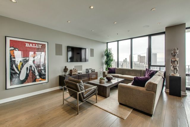 225 N Columbus Drive 5510, Chicago, IL 60601