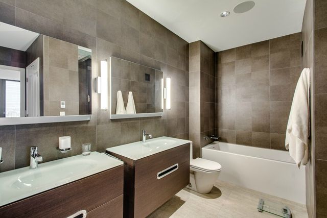 225 N Columbus Drive 5510, Chicago, IL 60601
