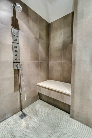 225 N Columbus Drive 5510, Chicago, IL 60601