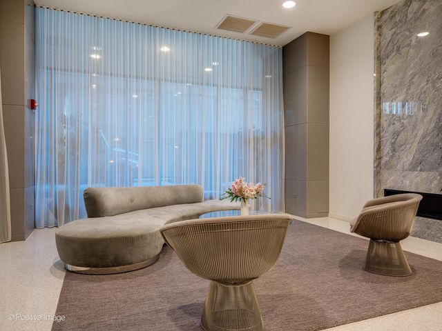 225 N Columbus Drive 5510, Chicago, IL 60601