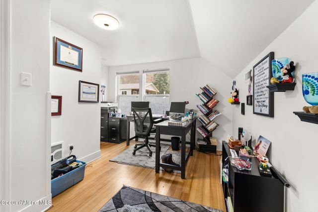 4 E Mission Ave, Kellogg, ID 83837