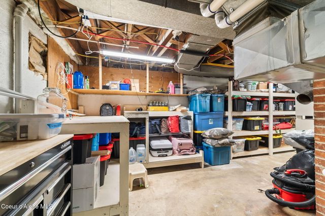 4 E Mission Ave, Kellogg, ID 83837