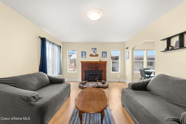 4 E Mission Ave, Kellogg, ID 83837