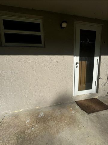 2220 SW 46th Ct 2, Fort Lauderdale, FL 33312