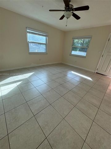 2220 SW 46th Ct 2, Fort Lauderdale, FL 33312