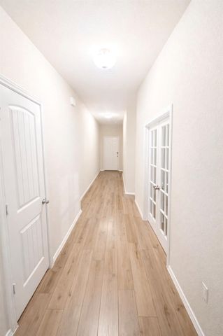 148 Pivot DR, Taylor, TX 76574