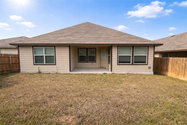 148 Pivot DR, Taylor, TX 76574