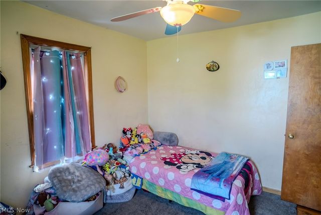 3304 4th Avenue, Vienna, WV 26105