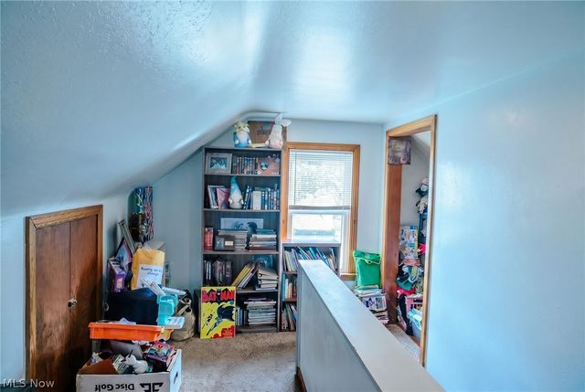 3304 4th Avenue, Vienna, WV 26105