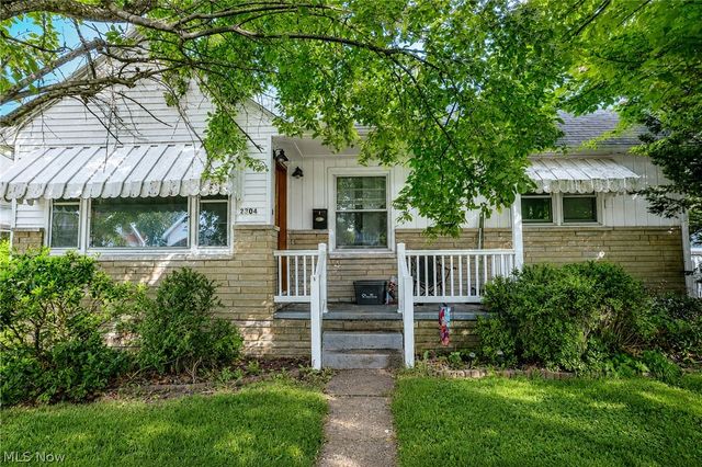 3304 4th Avenue, Vienna, WV 26105