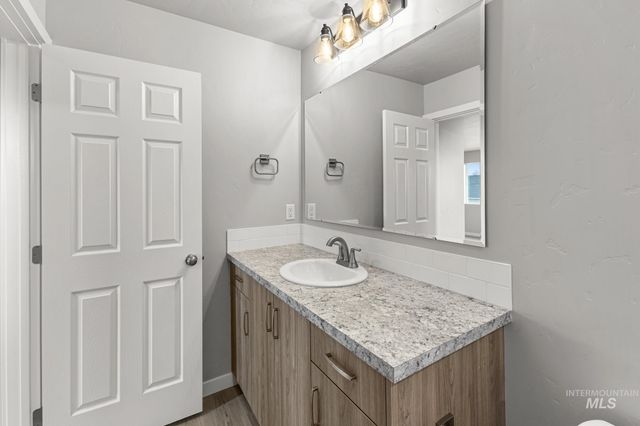 3100 W Animas Creek Dr, Kuna, ID 83634