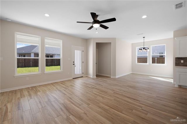 1410 E Silos Avenue, Edinburg, TX 78542