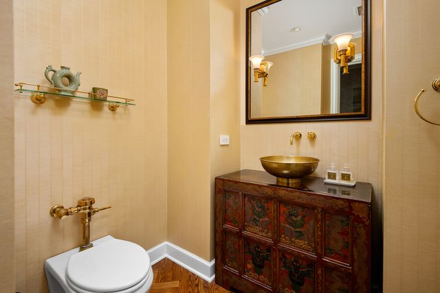 421 W Melrose Street 18BC, Chicago, IL 60657