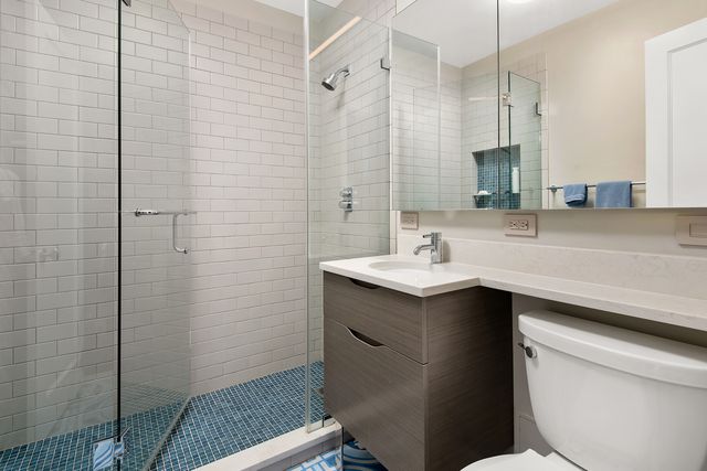 421 W Melrose Street 18BC, Chicago, IL 60657
