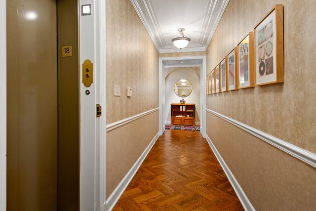 421 W Melrose Street 18BC, Chicago, IL 60657