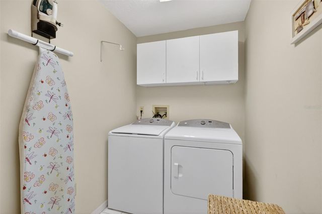 621 HIGH POINT DRIVE, Mount Dora, FL 32757