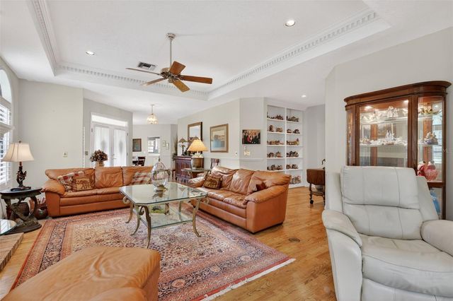 621 HIGH POINT DRIVE, Mount Dora, FL 32757