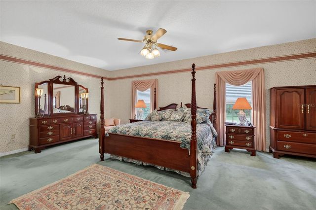 621 HIGH POINT DRIVE, Mount Dora, FL 32757