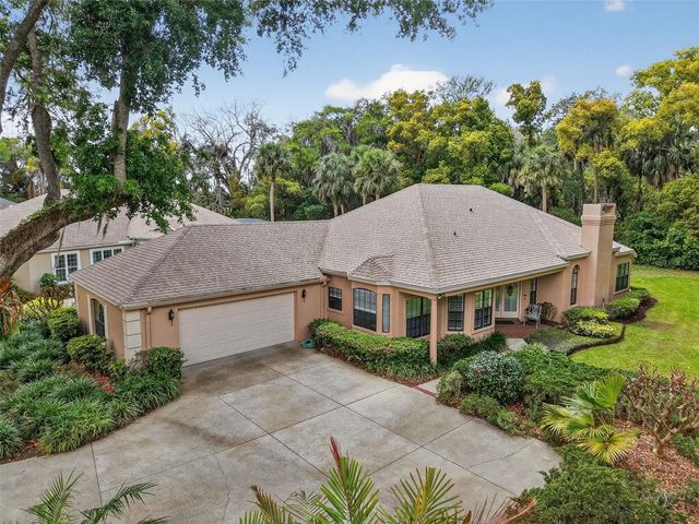621 HIGH POINT DRIVE, Mount Dora, FL 32757