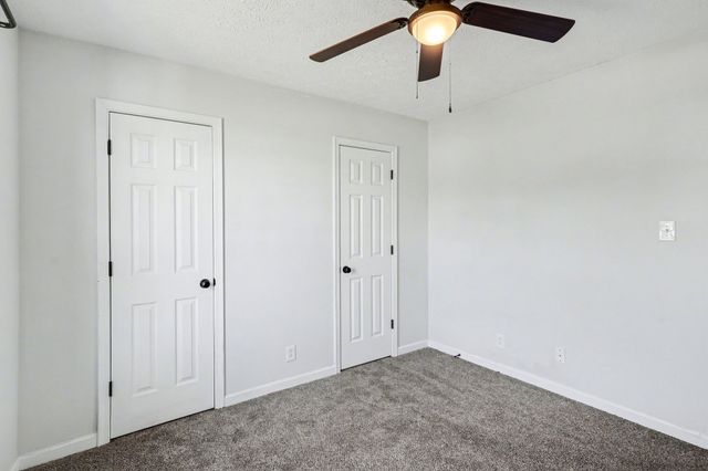 1272 Barbee Ln, Clarksville, TN 37042