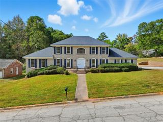 4205 Autumn Hill Drive, Stone Mountain, GA 30083
