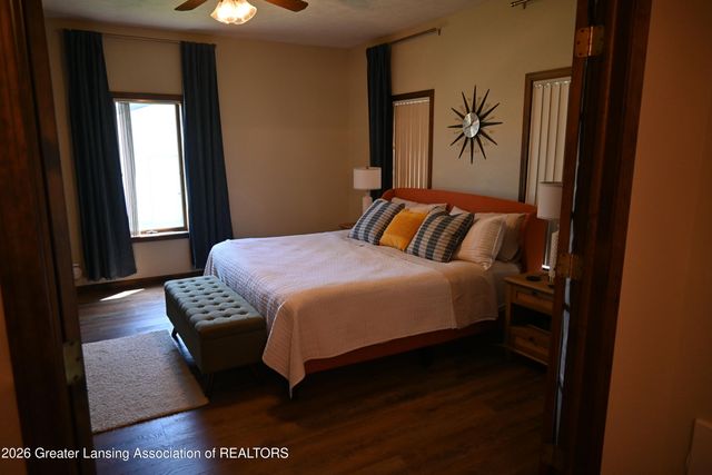 228 Union Street, Grand Ledge, MI 48837