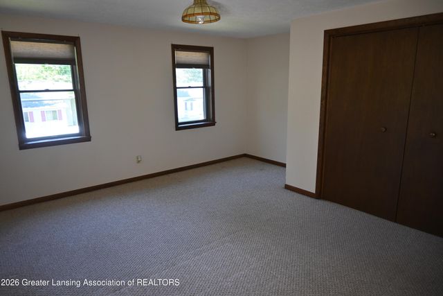 228 Union Street, Grand Ledge, MI 48837