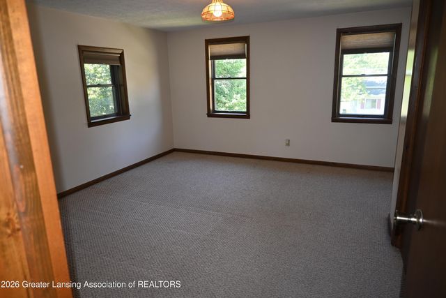 228 Union Street, Grand Ledge, MI 48837