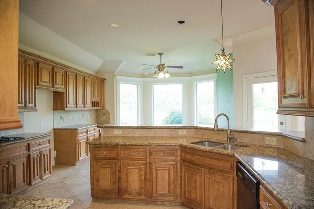 2032 Cork Street, Dickinson, TX 77539