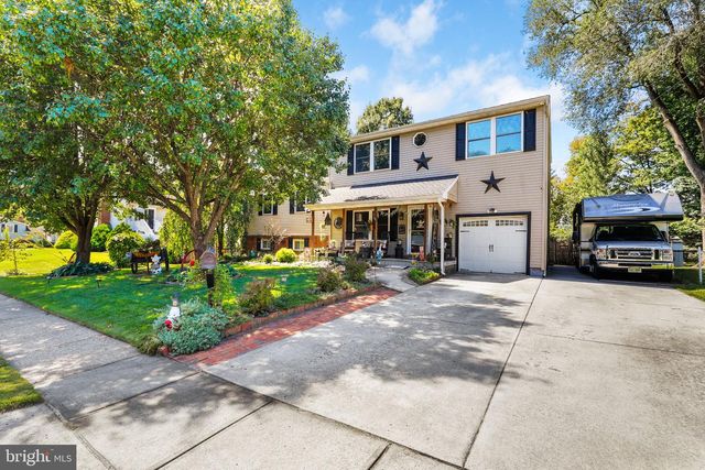36 MANCHESTER AVE, Marlton, NJ 08053