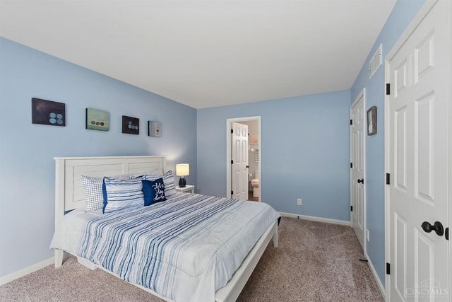 8196 Rivers Edge Circle, Maineville, OH 45039
