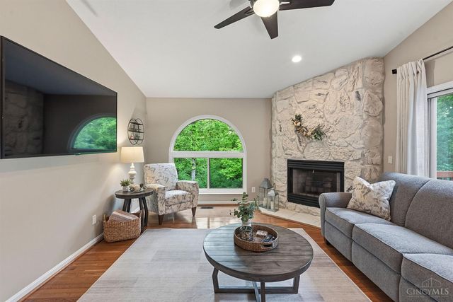 8196 Rivers Edge Circle, Maineville, OH 45039