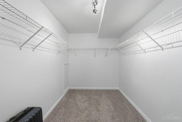 8196 Rivers Edge Circle, Maineville, OH 45039