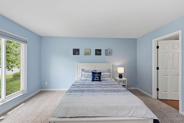 8196 Rivers Edge Circle, Maineville, OH 45039