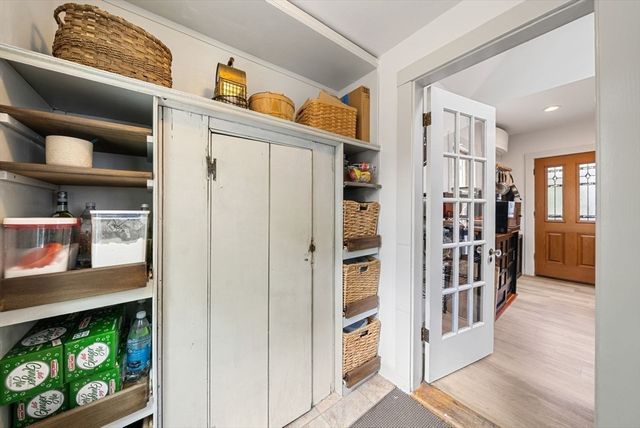 94 William St, Stoneham, MA 02180
