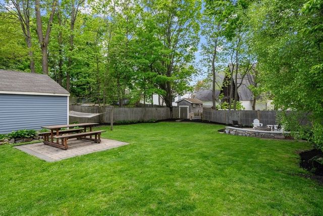 94 William St, Stoneham, MA 02180
