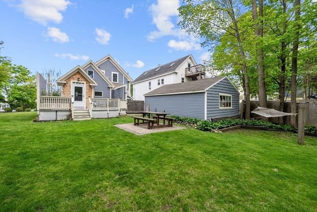94 William St, Stoneham, MA 02180