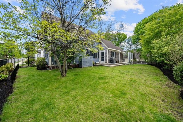 94 William St, Stoneham, MA 02180