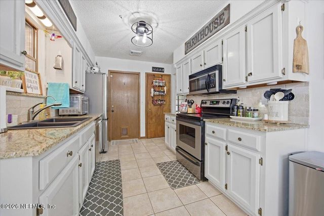 11166 WOODELM Drive E, Jacksonville, FL 32218