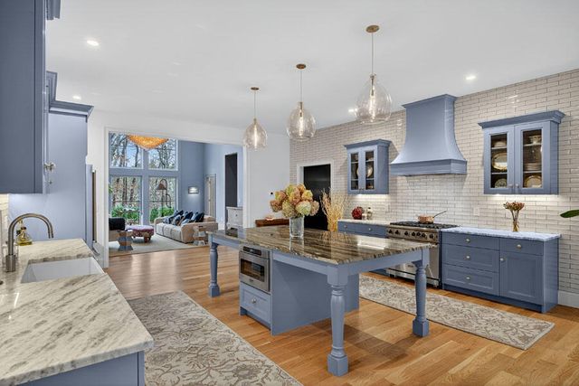 280 Ice Valley Road, Osterville, MA 02655